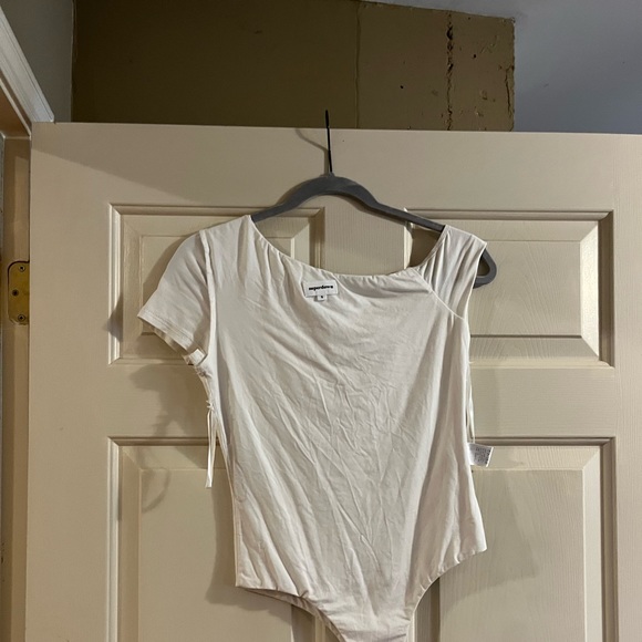 Superware small bodysuit - Picture 2 of 2